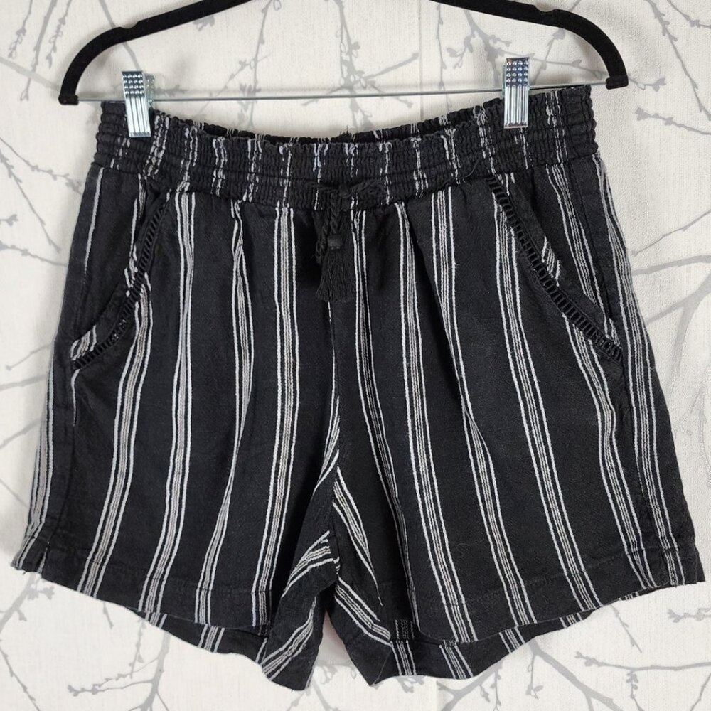 Briggs Black Striped Linen Blend High Rise Pull On Shorts